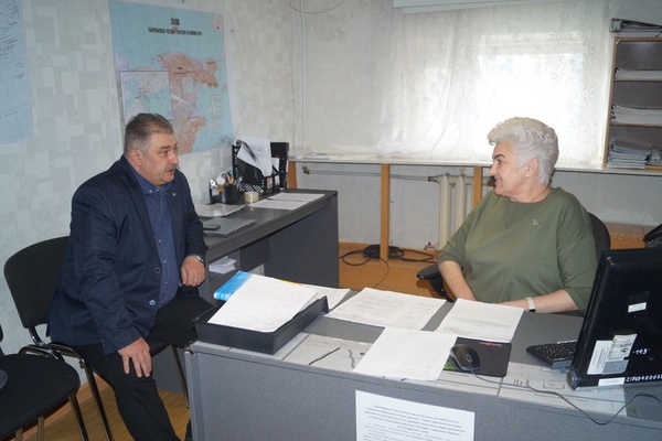 В рамках рабочей поездки на Чукотку Сергей Ткачук проинспектировал отдел по рыболовству и сохранению ВБР