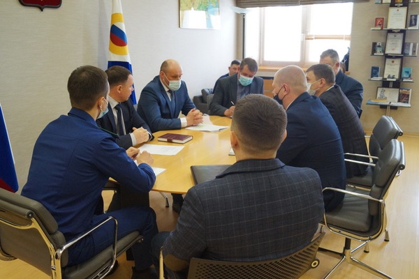 Сергей Ткачук встретился с представителями силовых и контролирующих ведомств Чукотки